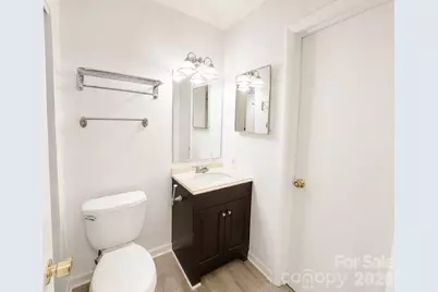 4822 Spring Lake Drive #D, Charlotte, NC 28212 - Photo 9