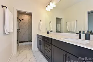 432 E 33rd St, Charlotte, NC 28205 - Photo 17