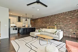 432 E 33rd St, Charlotte, NC 28205 - Photo 3