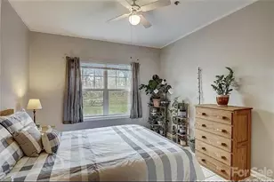 300 Vista Lake Dr, Candler, NC 28715 - Photo 21