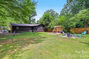 2616 Springway Dr, Charlotte, NC 28205 - Photo 17