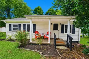 102 Aderholdt Rd, Bessemer City, NC 28016 - Photo 1