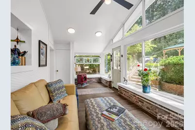 23 Sunset Drive, Black Mountain, NC 28711 - Photo 11