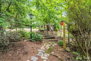 23 Sunset Dr, Black Mountain, NC 28711 - Photo 7