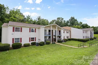 7984 Shady Oak Trail #179, Charlotte, NC 28210 - Photo 3