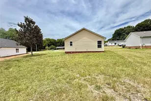 121 S Beaver St, Landis, NC 28088 - Photo 23