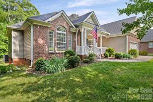 1042 Marguerite Dr, Lowell, NC 28098 - Photo 3