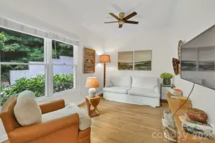 77 Carriage W Dr, Hendersonville, NC 28791 - Photo 25