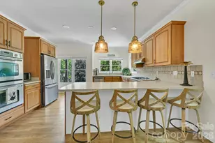 77 Carriage W Dr, Hendersonville, NC 28791 - Photo 27