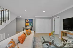 77 Carriage W Dr, Hendersonville, NC 28791 - Photo 35