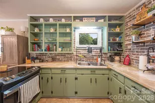 1928 Marigold Ln, Hudson, NC 28638 - Photo 13