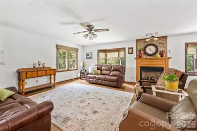 6 Kendra Road, Hendersonville, NC 28792 - Photo 11