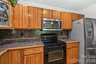 6 Kendra Rd, Hendersonville, NC 28792 - Photo 19