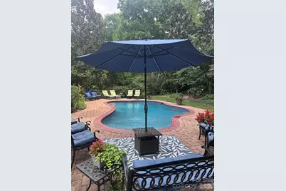 10516 Hollybrook Drive, Charlotte, NC 28277 - Photo 3