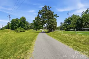 5835 Kreps Rd, Clover, SC 29710 - Photo 15