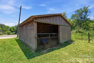 5835 Kreps Rd, Clover, SC 29710 - Photo 17