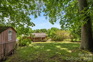 309 Oak Hill Rd, Candler, NC 28715 - Photo 31