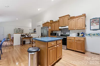 100 Foresthill Lane, Whittier, NC 28789 - Photo 17