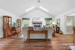 100 Foresthill Ln, Whittier, NC 28789 - Photo 5