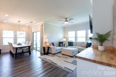 11809 Red Leaf Drive, Charlotte, NC 28215 - Photo 9
