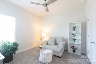 11809 Red Leaf Dr, Charlotte, NC 28215 - Photo 19