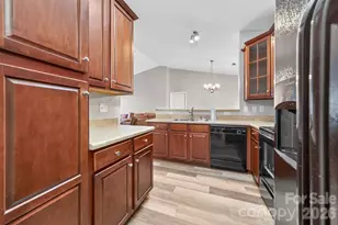 11721 Ridgeway Park Dr, Charlotte, NC 28277 - Photo 7