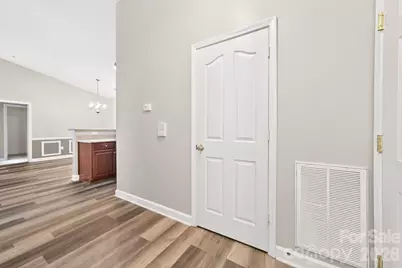 11721 Ridgeway Park Drive, Charlotte, NC 28277 - Photo 23