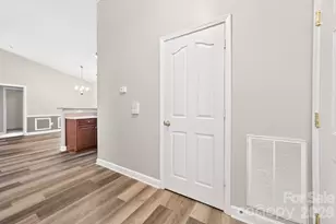 11721 Ridgeway Park Dr, Charlotte, NC 28277 - Photo 23