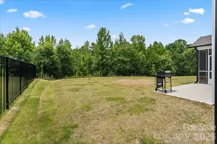 183 Parkmont Dr, Troutman, NC 28166 - Photo 45