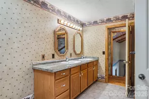5809 Old Nc 18 Hwy, Connelly Springs, NC 28612 - Photo 23