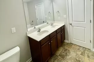 3102 Victoria Brook Ln, Charlotte, NC 28208 - Photo 11