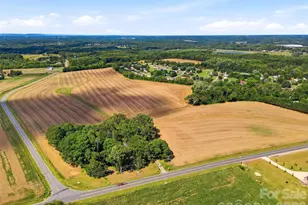 4770 W Nc 10 Hwy, Newton, NC 28658 - Photo 1