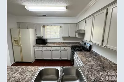 6049 Treetop Court, Charlotte, NC 28212 - Photo 7