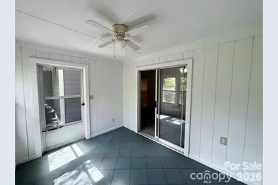 6049 Treetop Court, Charlotte, NC 28212 - Photo 11