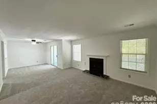 6049 Treetop Ct, Charlotte, NC 28212 - Photo 9