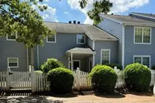 6049 Treetop Ct, Charlotte, NC 28212 - Photo 1