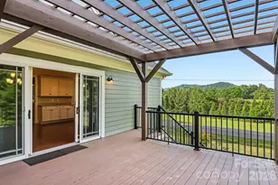 17 Hamilton Woods Ln, Etowah, NC 28729 - Photo 35