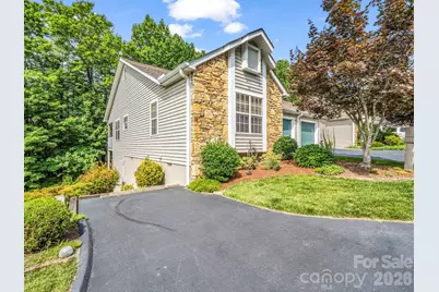 341 Laurel Park Place, Hendersonville, NC 28791 - Photo 3