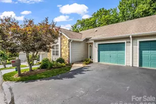 341 Laurel Park Pl, Hendersonville, NC 28791 - Photo 1