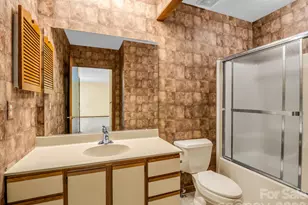 341 Laurel Park Pl, Hendersonville, NC 28791 - Photo 37