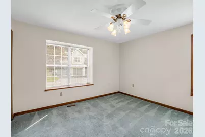 341 Laurel Park Place, Hendersonville, NC 28791 - Photo 11