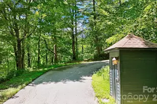 3819 Flat Mountain Rd, Highlands, NC 28741 - Photo 3