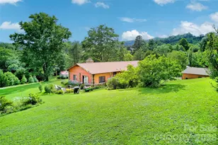 71 Greenvale Dr, Leicester, NC 28748 - Photo 5