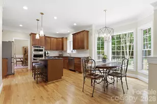 7011 Edenderry Dr, Charlotte, NC 28270 - Photo 15