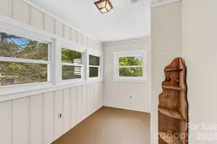 629 Bailey St, Mars Hill, NC 28754 - Photo 17