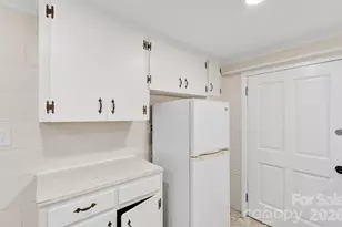 629 Bailey St, Mars Hill, NC 28754 - Photo 23