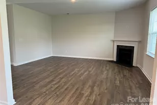 6424 Ellimar Field Ln, Charlotte, NC 28215 - Photo 5