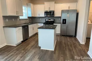 6424 Ellimar Field Ln, Charlotte, NC 28215 - Photo 7