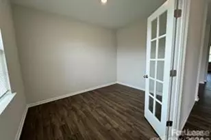 6424 Ellimar Field Ln, Charlotte, NC 28215 - Photo 1