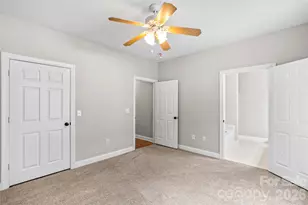 21231 Hickory St, Cornelius, NC 28031 - Photo 17